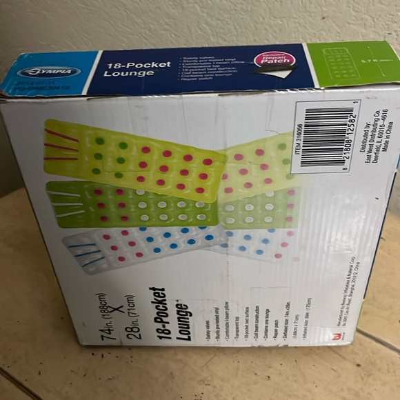 Adult Green 18 Pocket Fashion Pool Lounge 74in  NIB - Picture 6 of 7